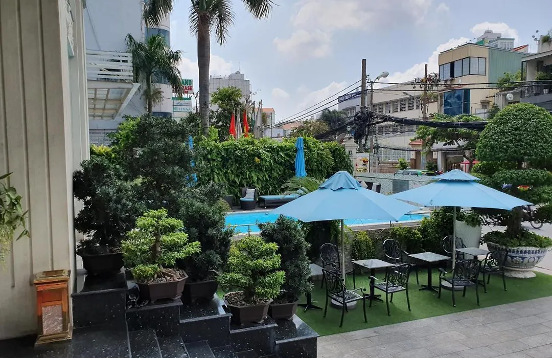 Le Duy Grand Hotel-1